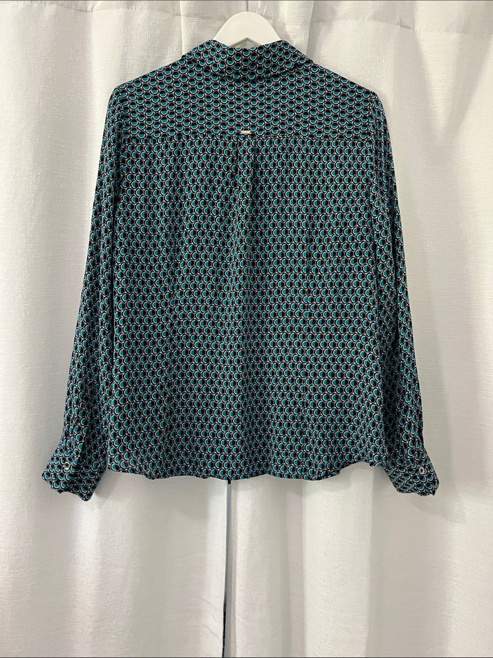 White House Black Market  Teal and Black Geometric Button-Front Blouse Sz 12 - Picture 6 of 10